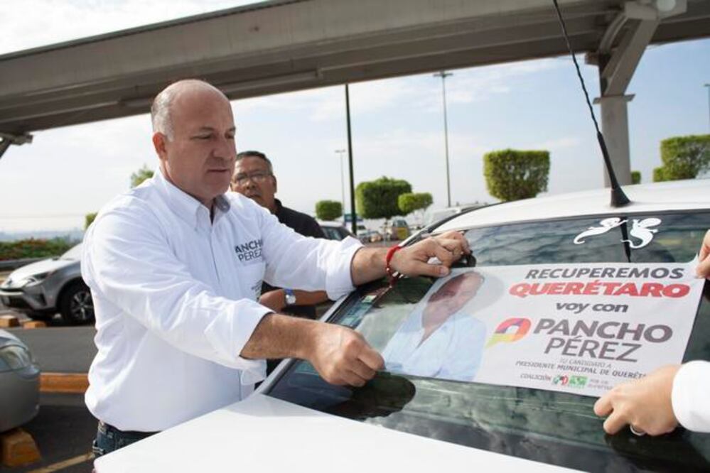 Daremos escrituras a locatarios de mercados, dice Pérez Rojas