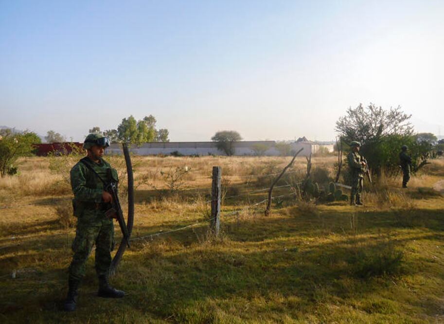 Personal de la Secretaría de la Defensa Nacional, que realizaba un patrullaje, logró asegurar un narcolaboratorio el municipio de Tolimán. (ARCHIVO EL UNIVERSAL)