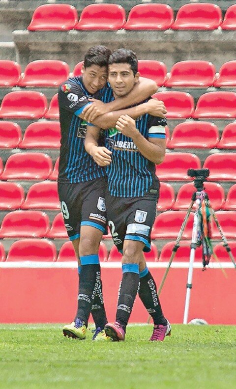 Gallitos, por el pase a la gran final del Sub-20