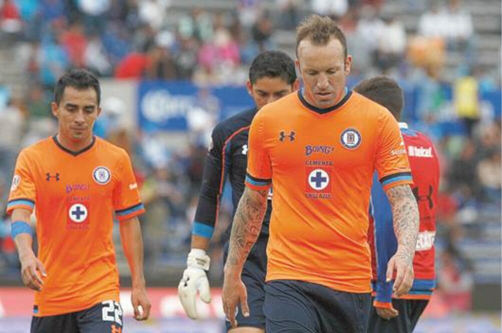 Cruz Azul vuelve a las andadas