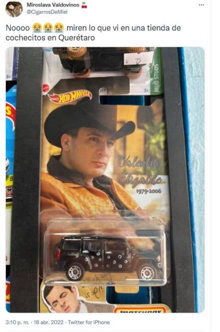 VIRAL. Venden en Querétaro miniatura de camioneta donde fue baleado Valentín Elizalde