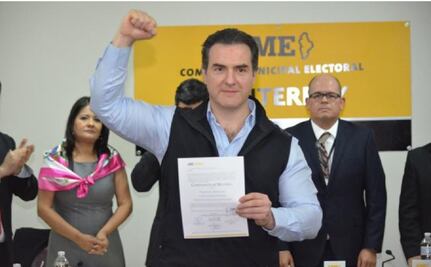 Entregan constancia a Adrián de la Garza como alcalde de Monterrey