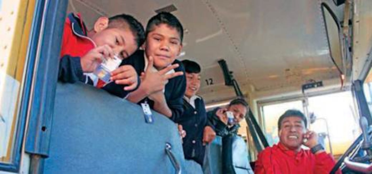 Apoya El Marqués nuevas rutas escolares 