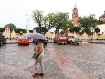 Entregan obras hidráulicas