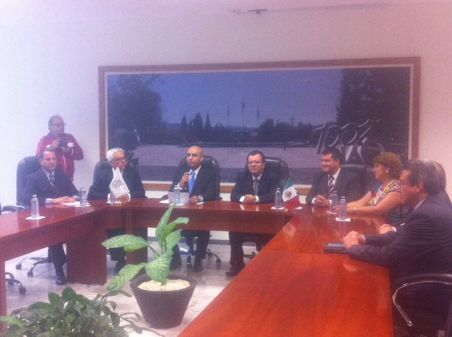 Conformará Marcos Aguilar su plan de desarrollo