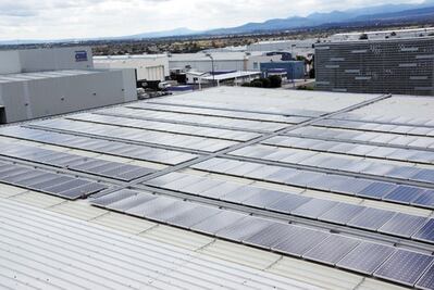 Proyectan instalación de paneles de sol