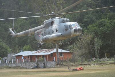 Se desploma helicóptero de la Marina en la sierra