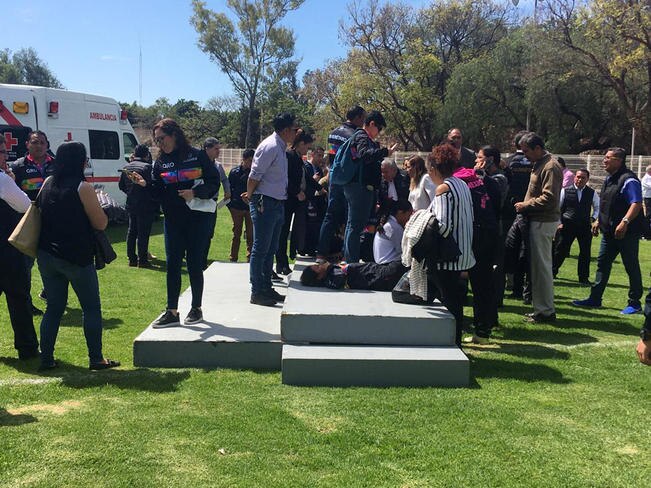 Con seleccionados nacionales, cae grada en evento del gobernador