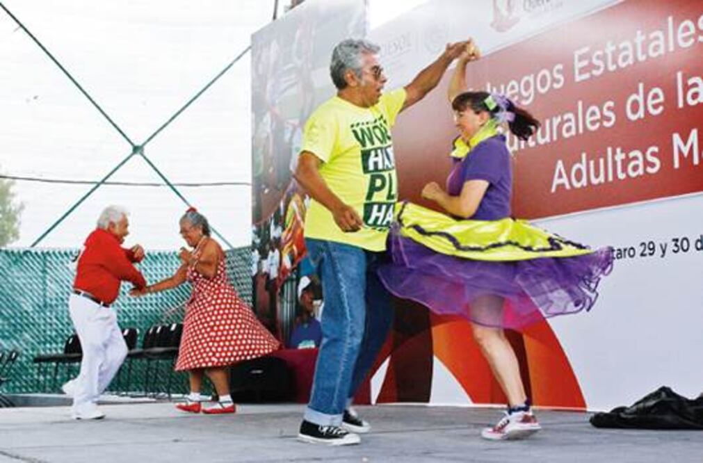 Adultos mayores inyectan energía