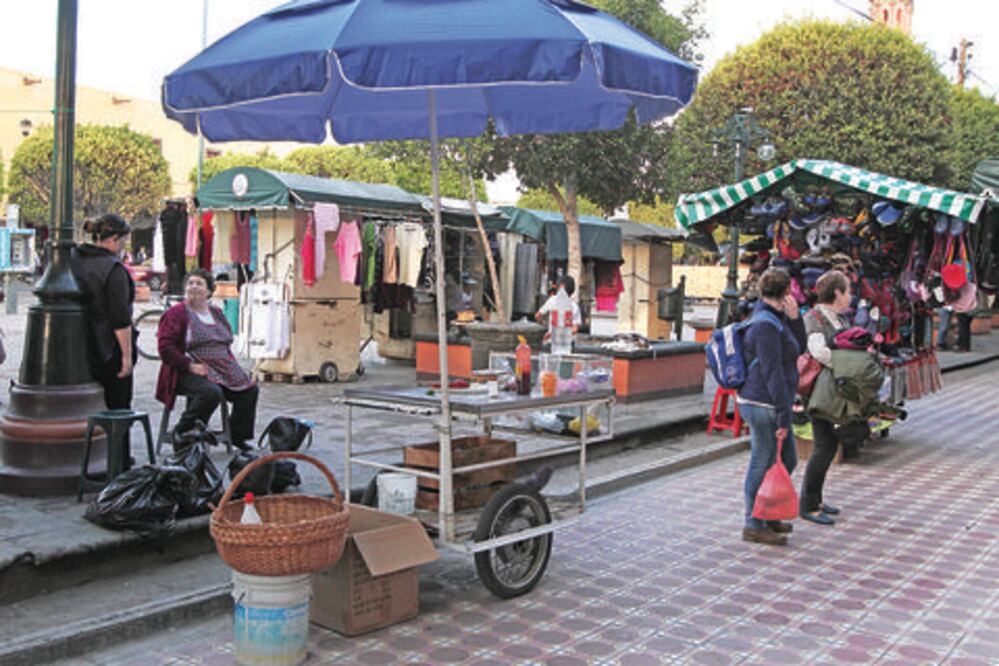 Tema de ambulantes no compete a Canaco: FUC