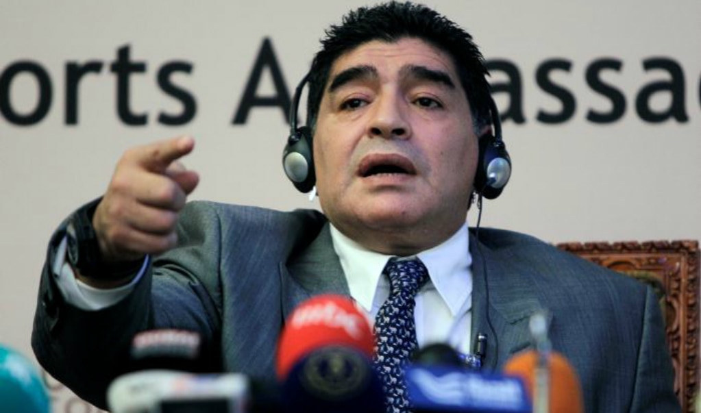 Maradona: "Estamos jodidos sin Messi y debemos darnos un baño de humildad"