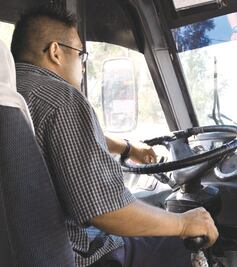 Choferes de líneas, por contrato: UTUQ