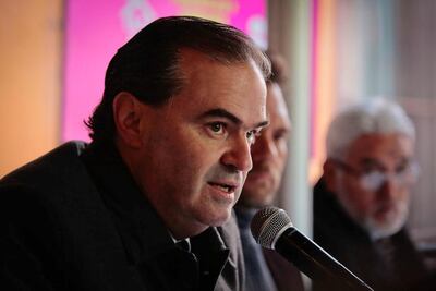 Desecha la USEBEQ 18 de 23 amparos