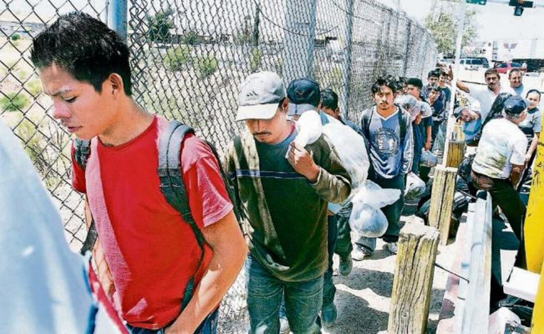 Los mexicanos deportados podrán acercarse al programa Somos Mexicanos, que brinda asesoría para que puedan reintegrase a trabajos y escuelas (ARCHIVO EL UNIVERSAL)