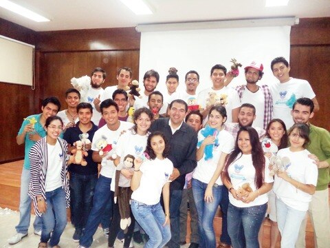 Que adultos hallen a su “niño interior”