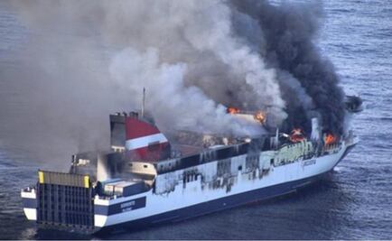 Naufragio de ferry deja al menos 13 muertos en Indonesia