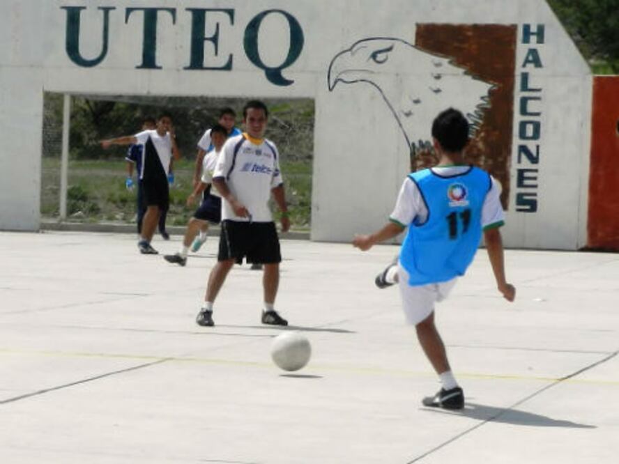 Inicia “Mundialito” de futbol en la UTEQ