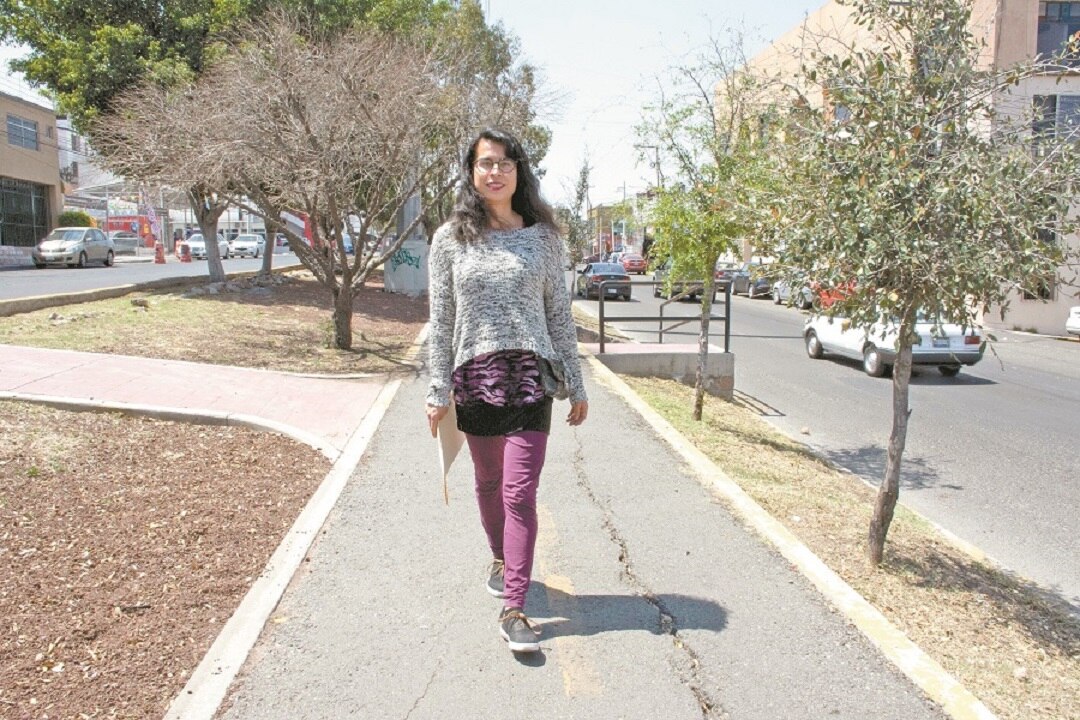 Mujer trans pide a la Diócesis de Querétaro cambiar su fe de bautismo