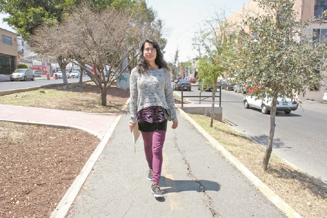 Mujer trans pide a la Diócesis de Querétaro cambiar su fe de bautismo