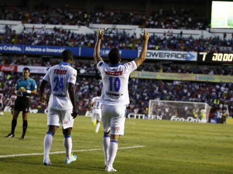 Los Gallos van por el tercer grande 