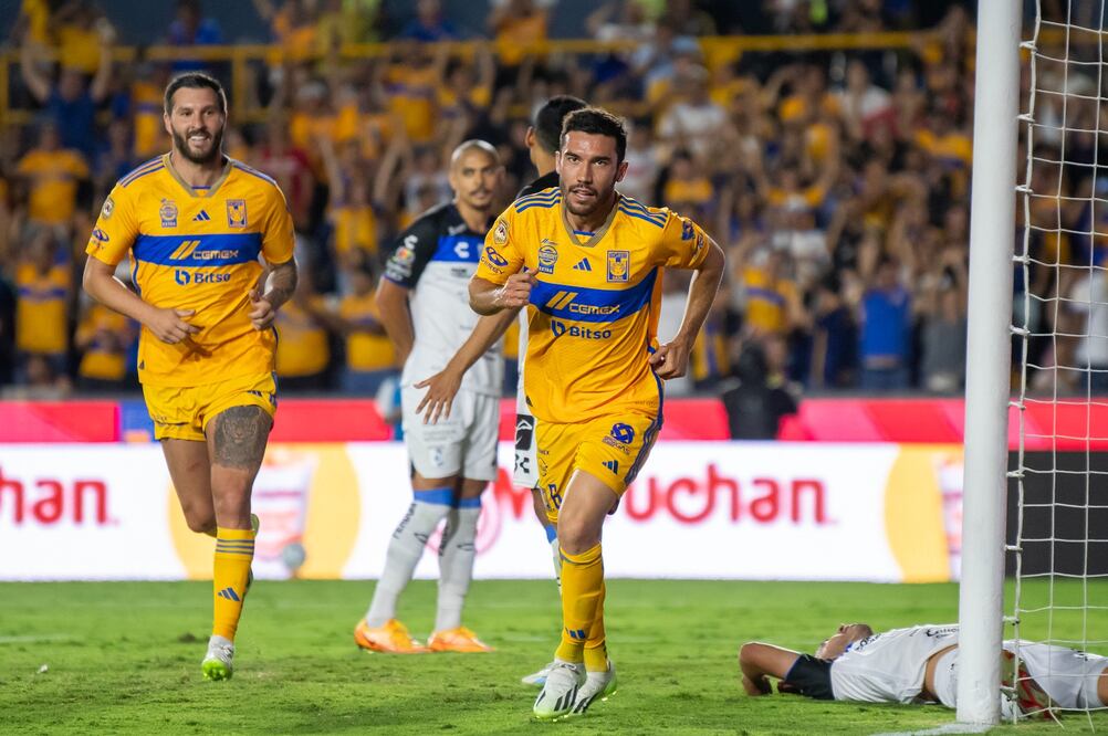 Humillan a los Gallos en su visita al Volcán