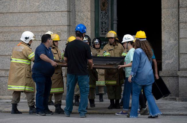 Tesoros culturales que el fuego arrasó