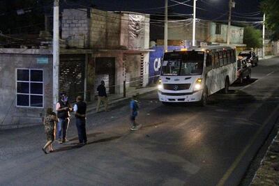En Menchaca, caen dos asaltantes del transporte público