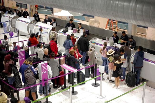 Aumenta la demanda de vuelos en AIQ por vacaciones de verano