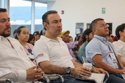 Glosa del informe debe ser contrapeso, dice diputado de Morena