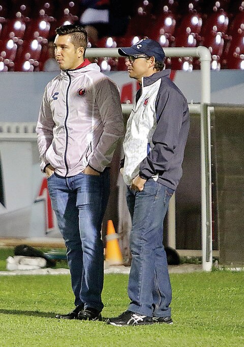 Pago para que me partan el queso: Kuri