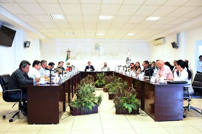 Investiga IEEQ cuatro presuntas faltas a la ley