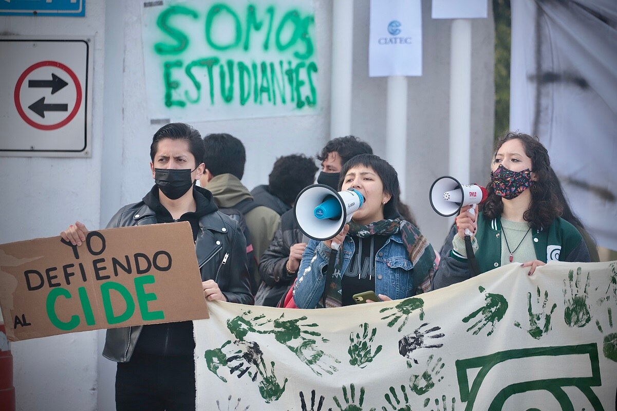 Opinión. ¿Por qué los universitarios creen en AMLO?