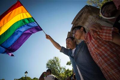 Aspirantes de Morena, a favor del matrimonio igualitario