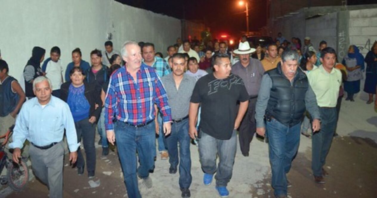 Entregan arcotecho en localidad marquesina