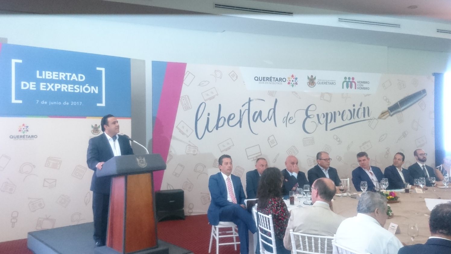 Trabaja gobierno en ley de protección a periodistas