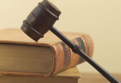 Abogados piratas un problema