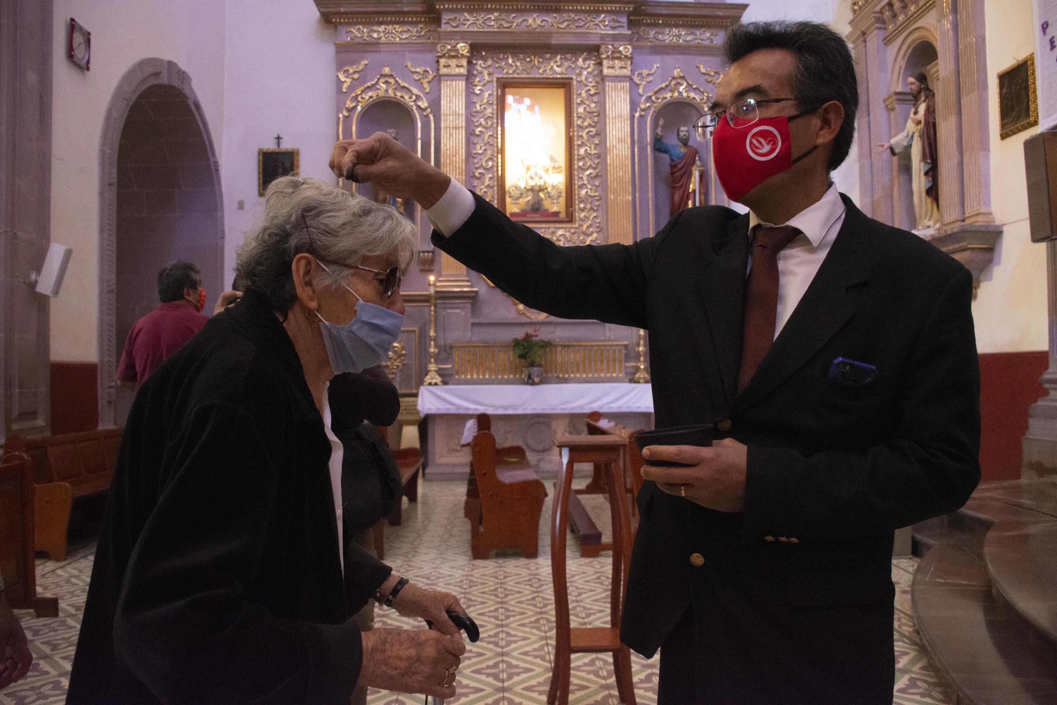 Ante el Covid, primero la fe. Católicos no faltaron al Miércoles de Ceniza