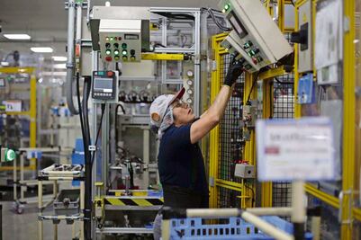 En el último año, suben los salarios en la entidad 