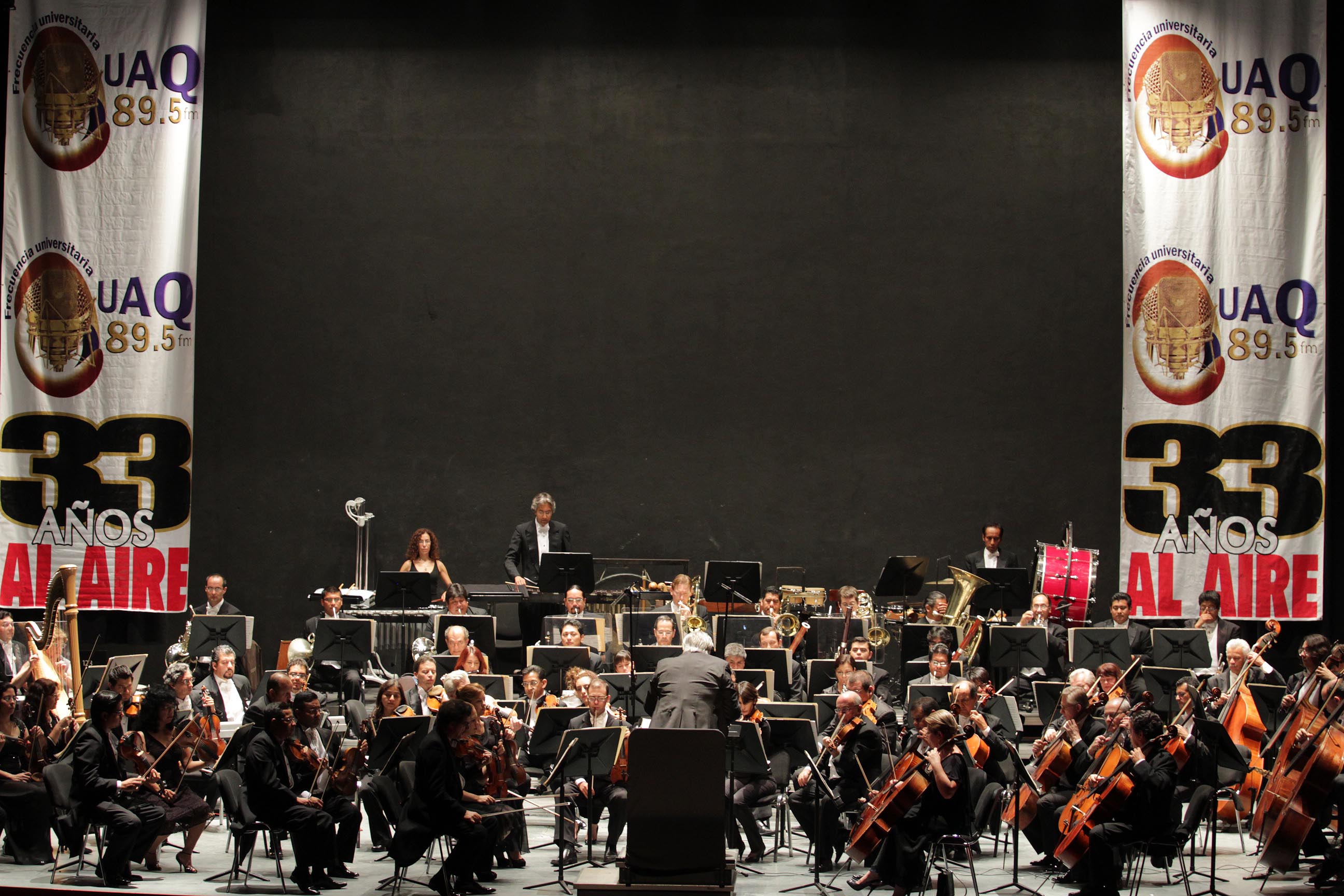 Concluyen festejos por 33 aniversario de Radio UAQ