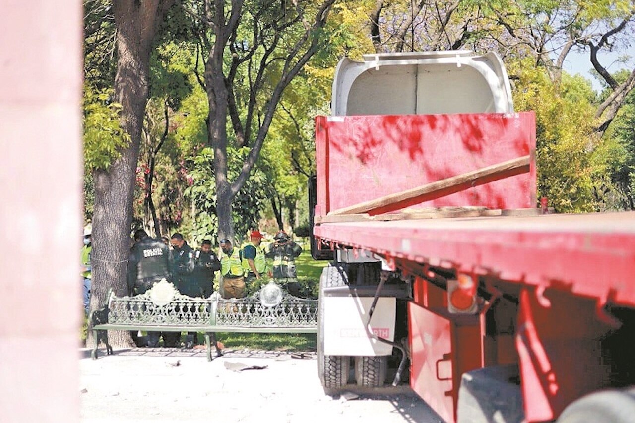 "Operador viajaba bajo el influjo de algún estupefaciente", dicen de accidente en Alameda