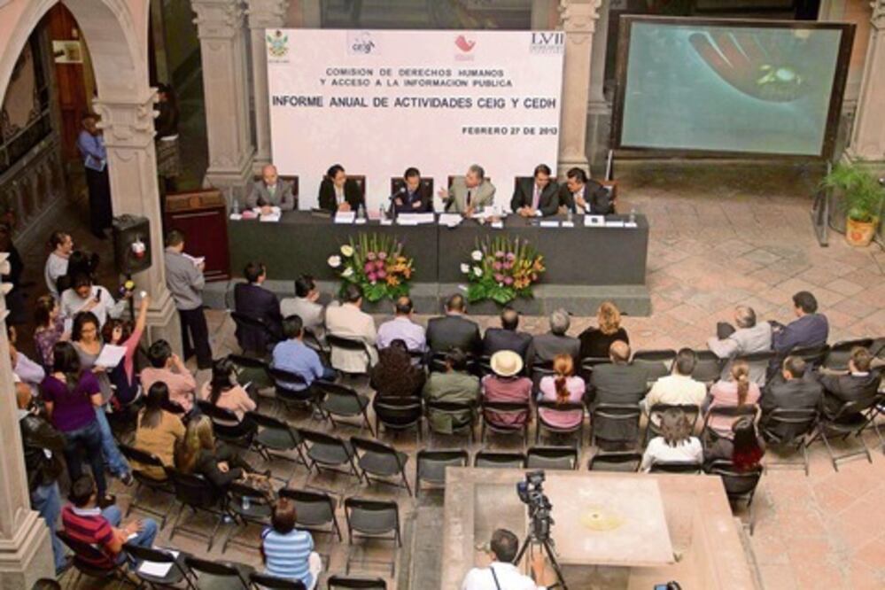 Aborto  y bodas gay tienen que esperar