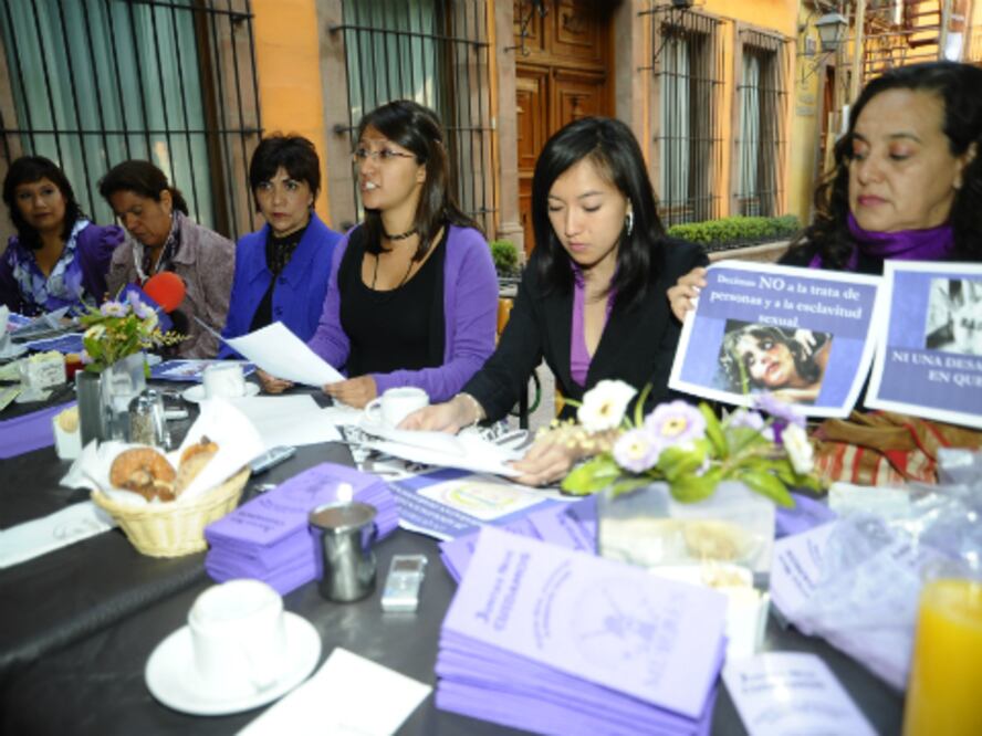 Piden feministas buscar a migrantes