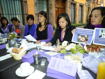 Piden feministas buscar a migrantes