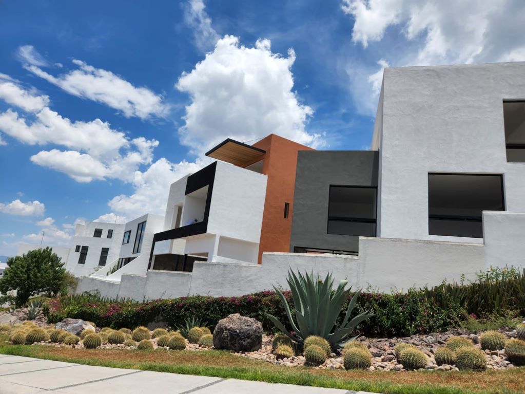 Aumentan 30% las operaciones inmobiliarias en Querétaro