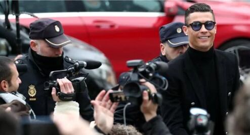 Dan 23 meses de prisión a Cristiano Ronaldo por fraude