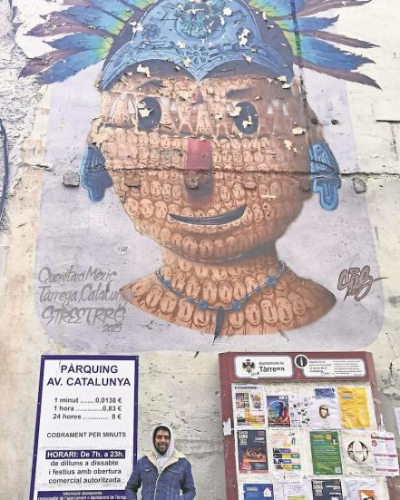 Mantienen obra de Sens Oc en España; el muralista queretano pintó, muy a su estilo, a un conchero