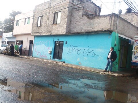 Las Teresas es víctima del grafiti