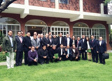 Buscan fortalecer relación con Iglesia