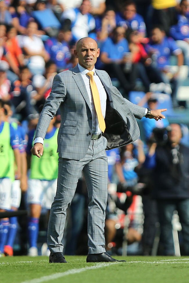 Preguntas irritan a Jémez