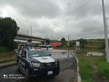 Carretera 200 se mantiene cerrada en El Marqués